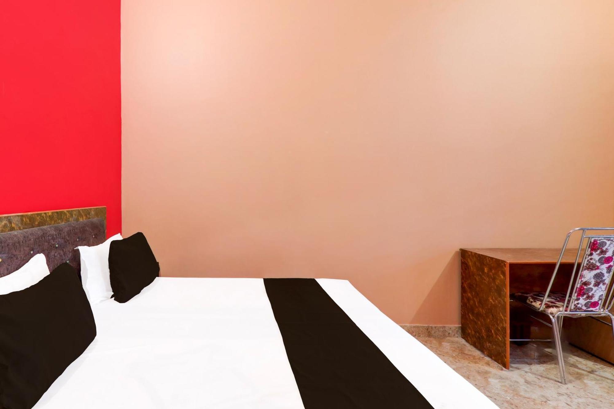 Hotel O Kashvi Hotel Sitapur  외부 사진